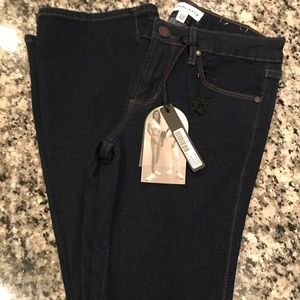 Kendall & Kylie Curvy Mid-Rise Baby Boot Jean